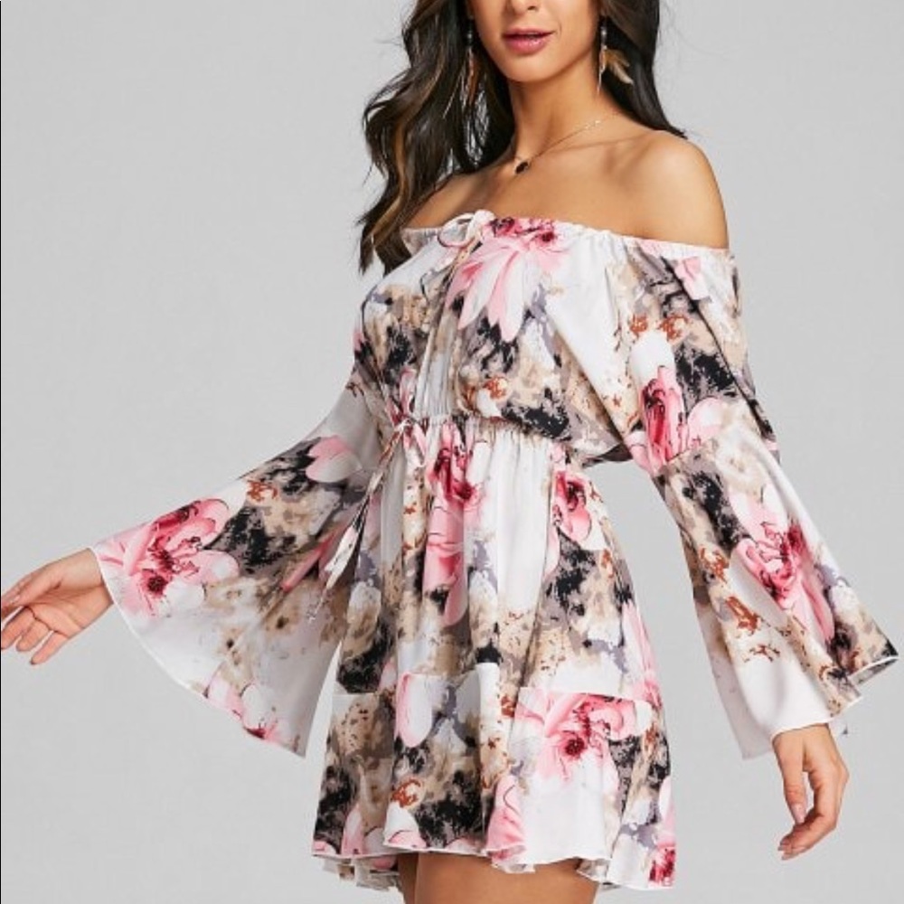 🆕 Off The Shoulder Floral Dress